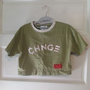 CHNGE green cropped tee